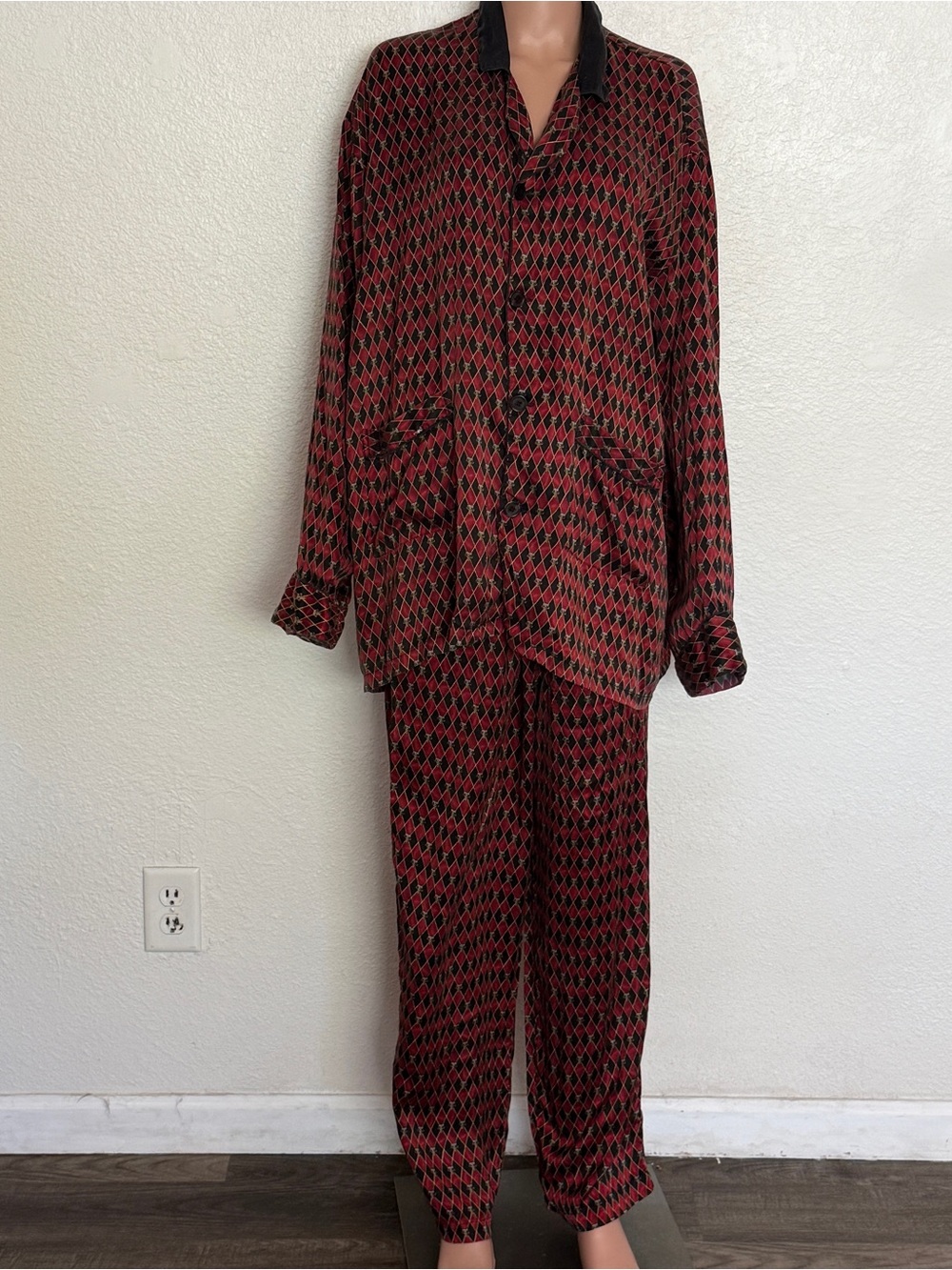 Intimo Neiman Marcus 100% Silk Pajama Set / Red Black Harlequin Print Lounge XL
